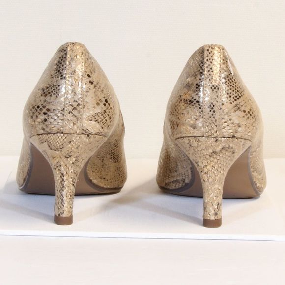 Easy Street Women's Snakeskin Pointed Toe Reptile Print Low Heel Pumps Size 8.5N - Picture 5 of 8